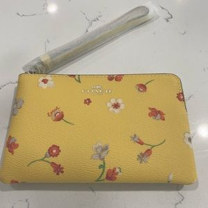 Corner Zip Wristlet With Mystical Floral Print (NWT) Silver/Yellow Multi color